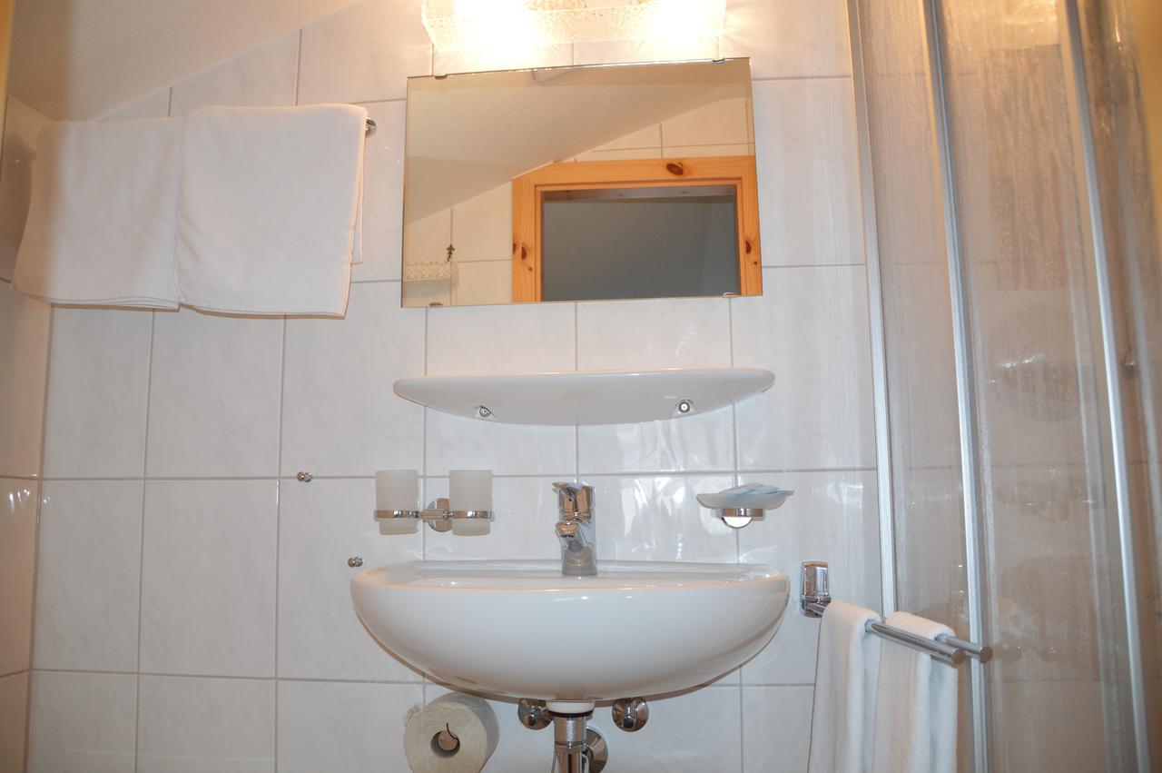Hotel Seeblick Sufers Екстериор снимка