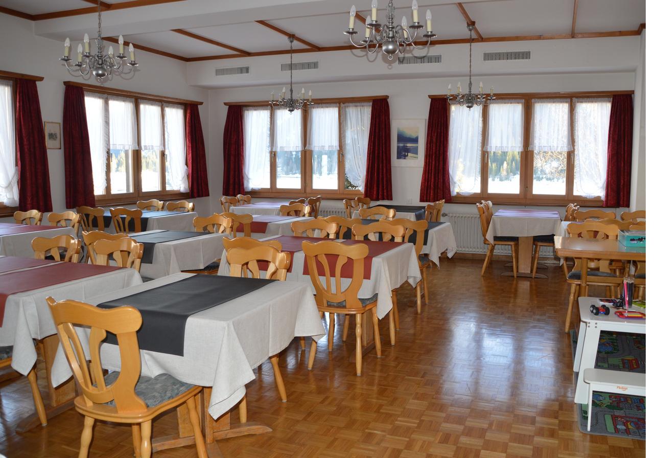 Hotel Seeblick Sufers Екстериор снимка