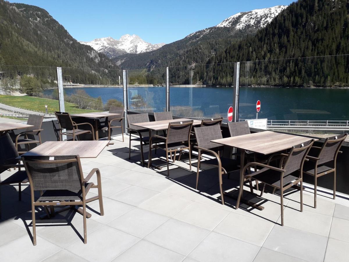 Hotel Seeblick Sufers Екстериор снимка